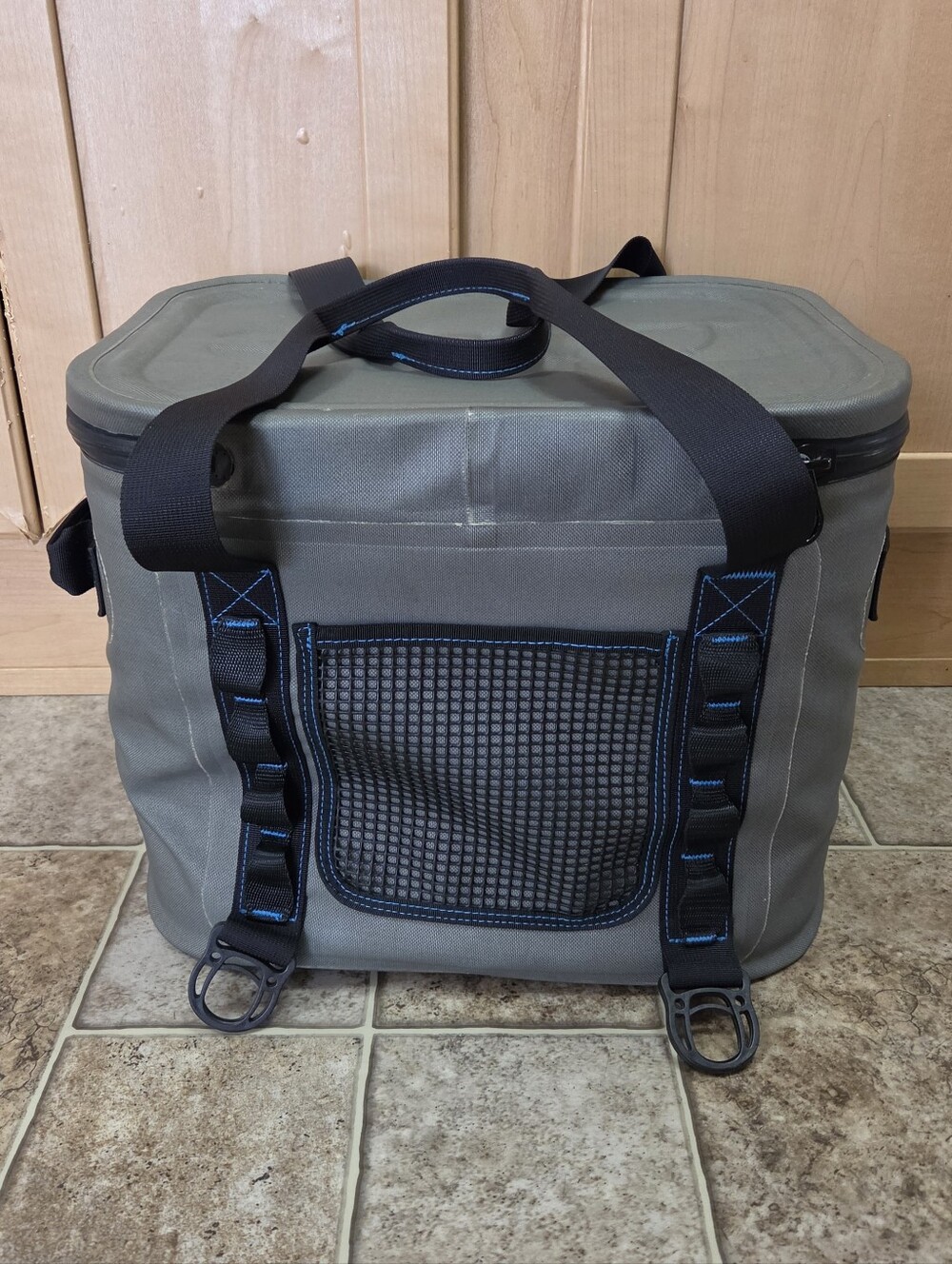 RTIC Soft Pack 30 Can Cooler - Picture 4 of 6